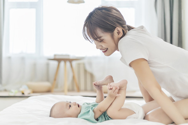 高龄做三代试管婴儿优势与费用解析：成都2024年三代试管婴儿预计费用”